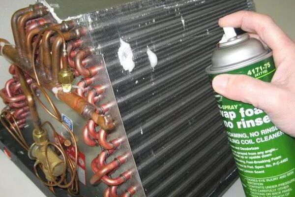 Why is My AC Freezing Up in 2023 and Here's How to… (1)